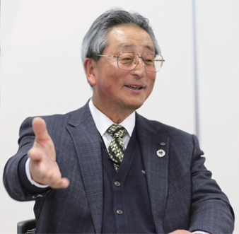 ������̐M�K�v���e�b�N�𗦂��Ă䂭�A�V�В��Ɏ�n���A���t�̃o�g��